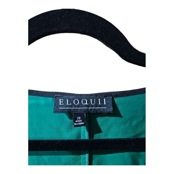 NWT - ELOQUII - Green Blouse Black Trim with Arm Slits - Size 20 - Picture 7 of 8
